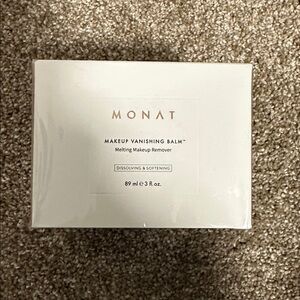 Monat Makeup Vanishing Balm